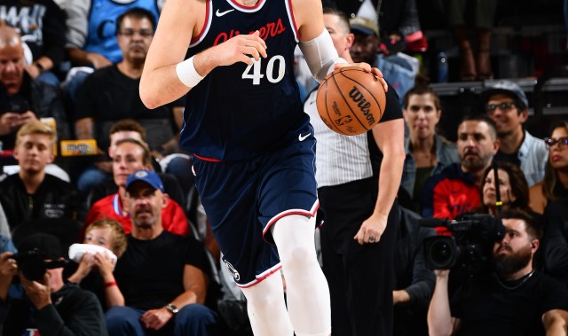 3年5860万！肉眼可见破坏进攻空间 祖巴茨真进入离队倒计时了？