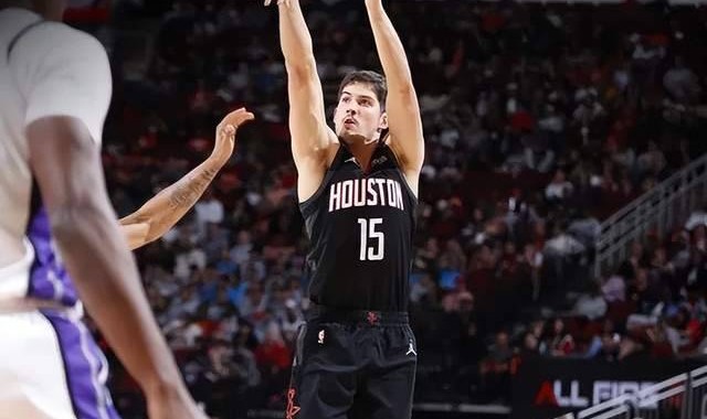 蓝鲸体育官网-两连胜！杜兰特21+5，谢泼德28+3火箭第一，申京阿门或许要2选1了|凯文·杜兰特|国王|弗雷德·范弗里特|阿尔佩伦-申京|休斯敦火箭队_新浪体育_新浪新闻