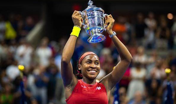 蓝鲸体育下载-高芙一个月完成三级跳 天才少女终于为自己正名