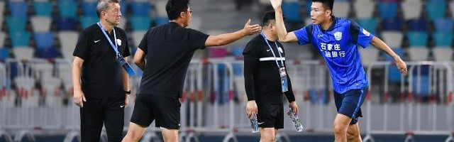 蓝鲸体育官网-干掉广州队结束9轮不胜！保级6分之战沧州不脚软