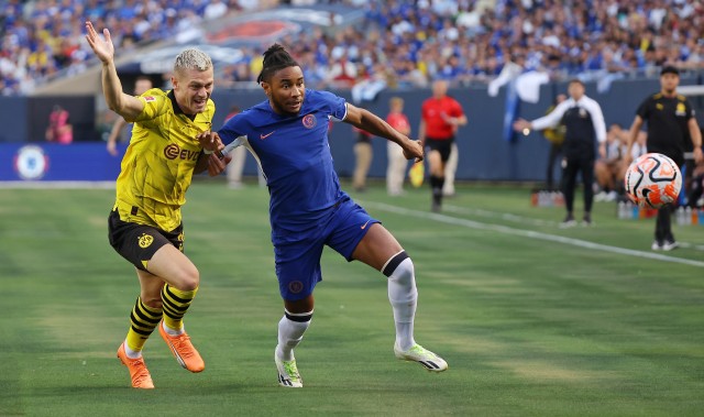 斯基拉透露拜仁即将敲定恩昆库转会，合约细节为四年加续约选项